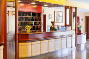 Hotel Caravel - Limone sul Garda - Reception