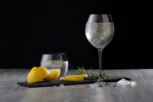 Gin Tonic - fotografia di beverage